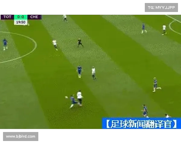 足球后卫球员转会动态分析及其对球队防线影响的深度剖析 足球后卫球员转会动态分析及其对球队防线影响的深度剖析